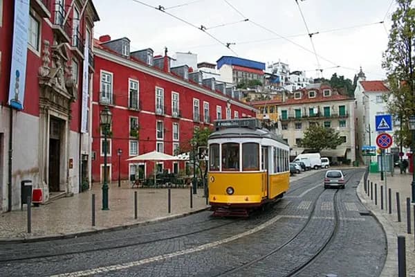 Alfama photo 2