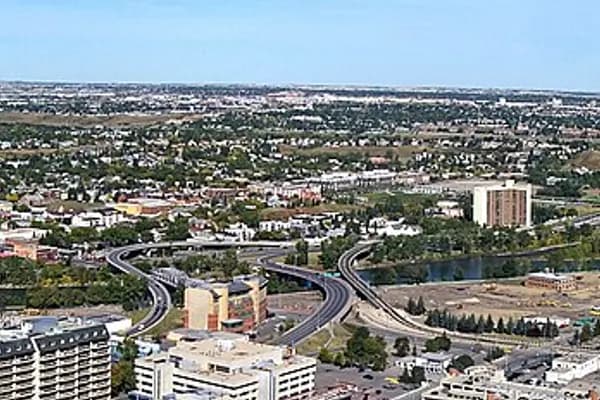 Bridgeland photo 4