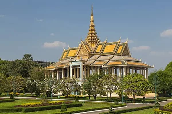 Daun Penh photo 1