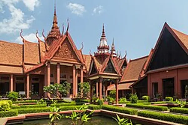 Daun Penh photo 4