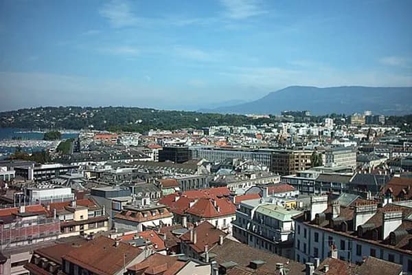 Eaux-Vives photo 1