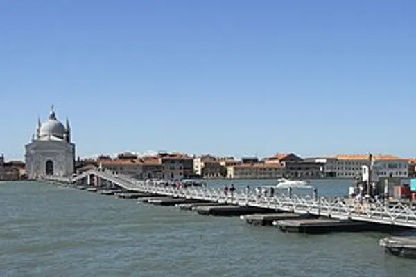 Giudecca photo 3