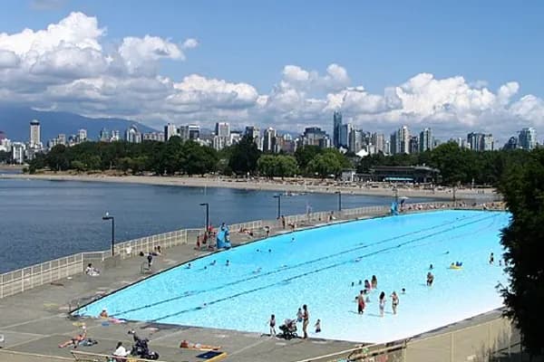 Kitsilano photo 4