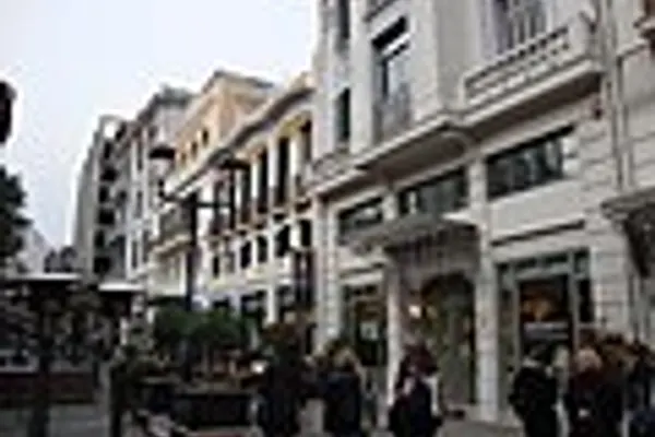 Ladadika photo 3