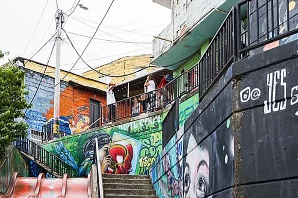Laureles photo 3
