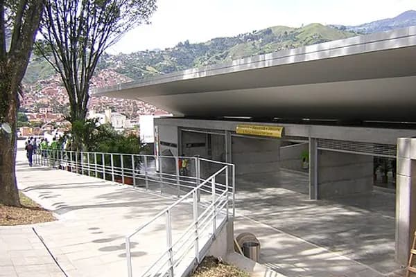 Laureles photo 5