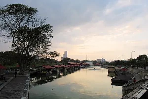 Pettah photo 1