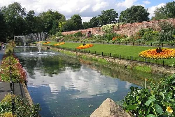 Roundhay photo 1