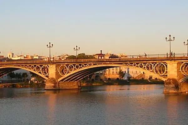 Triana photo 2