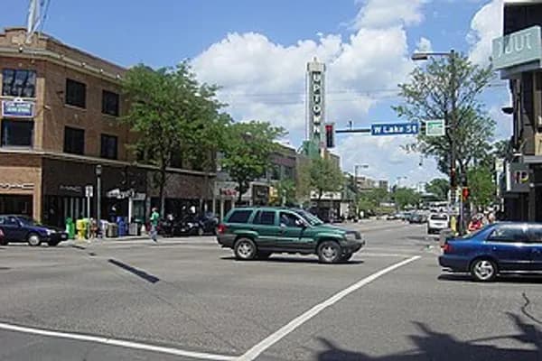 Uptown photo 5
