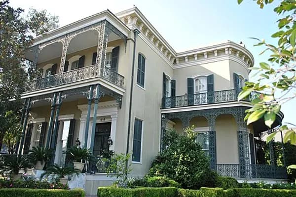 Garden District photo 2