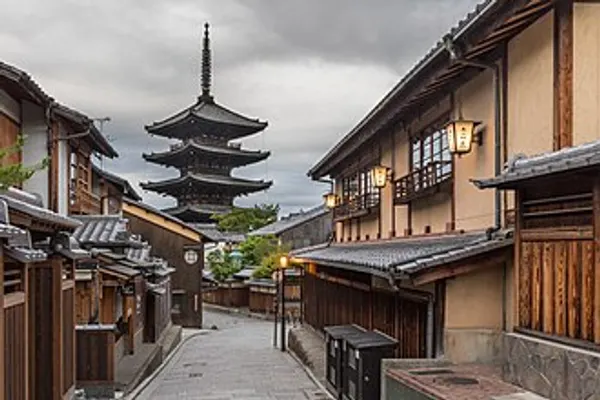 Higashiyama photo 3