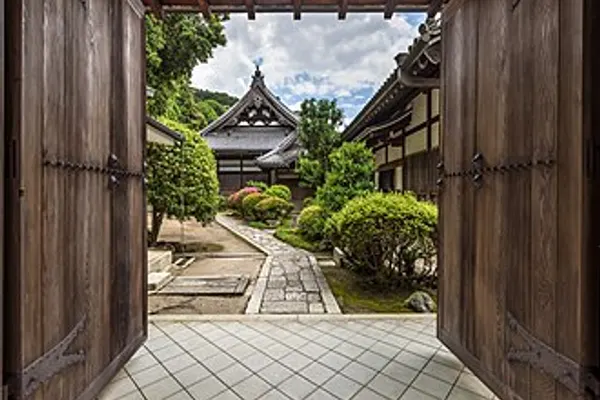Higashiyama photo 4